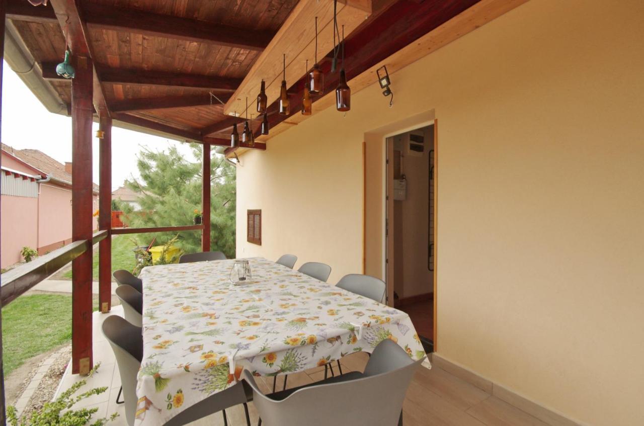 Bodza Apartman Gyula Extérieur photo