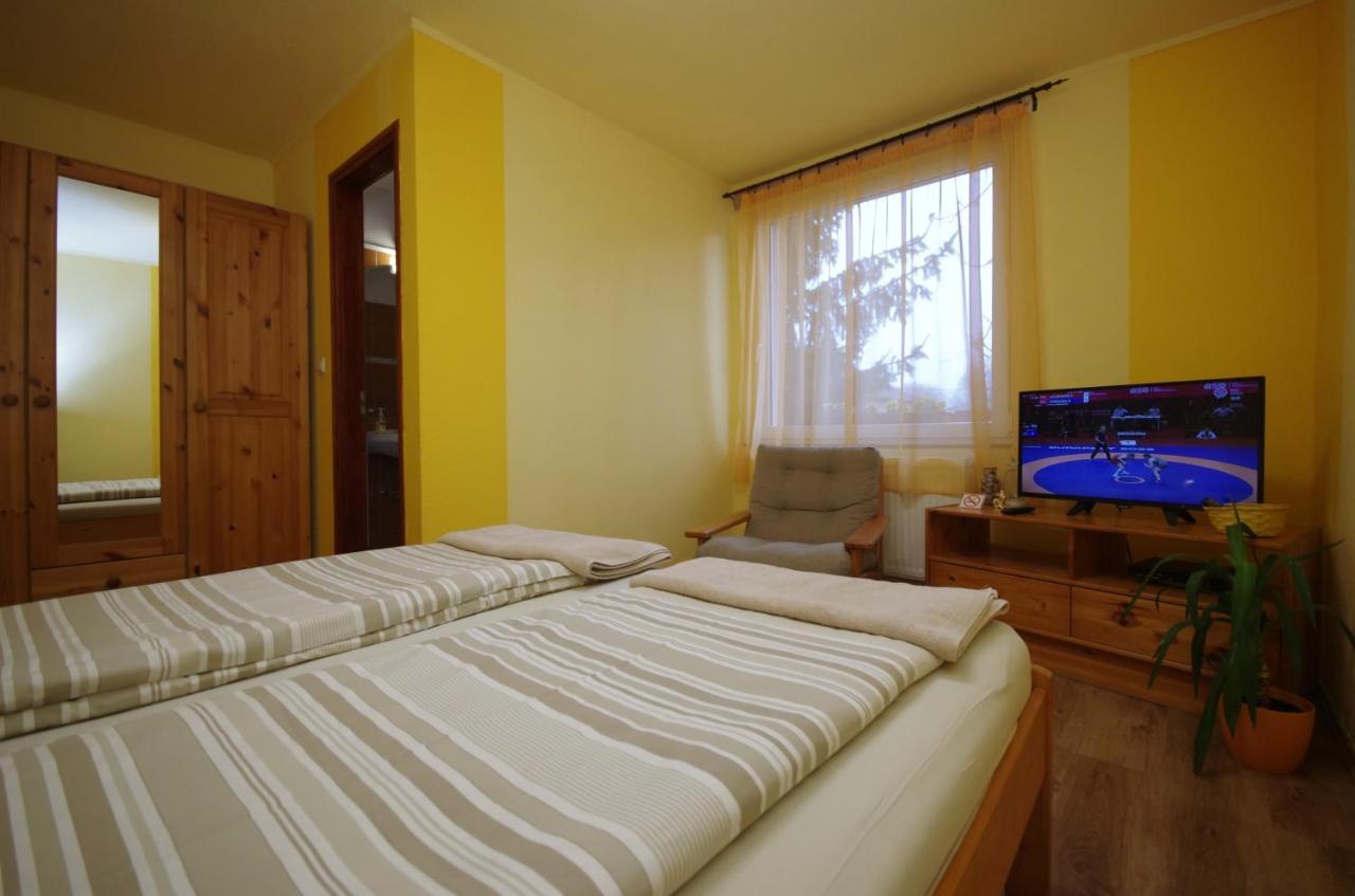 Bodza Apartman Gyula Extérieur photo