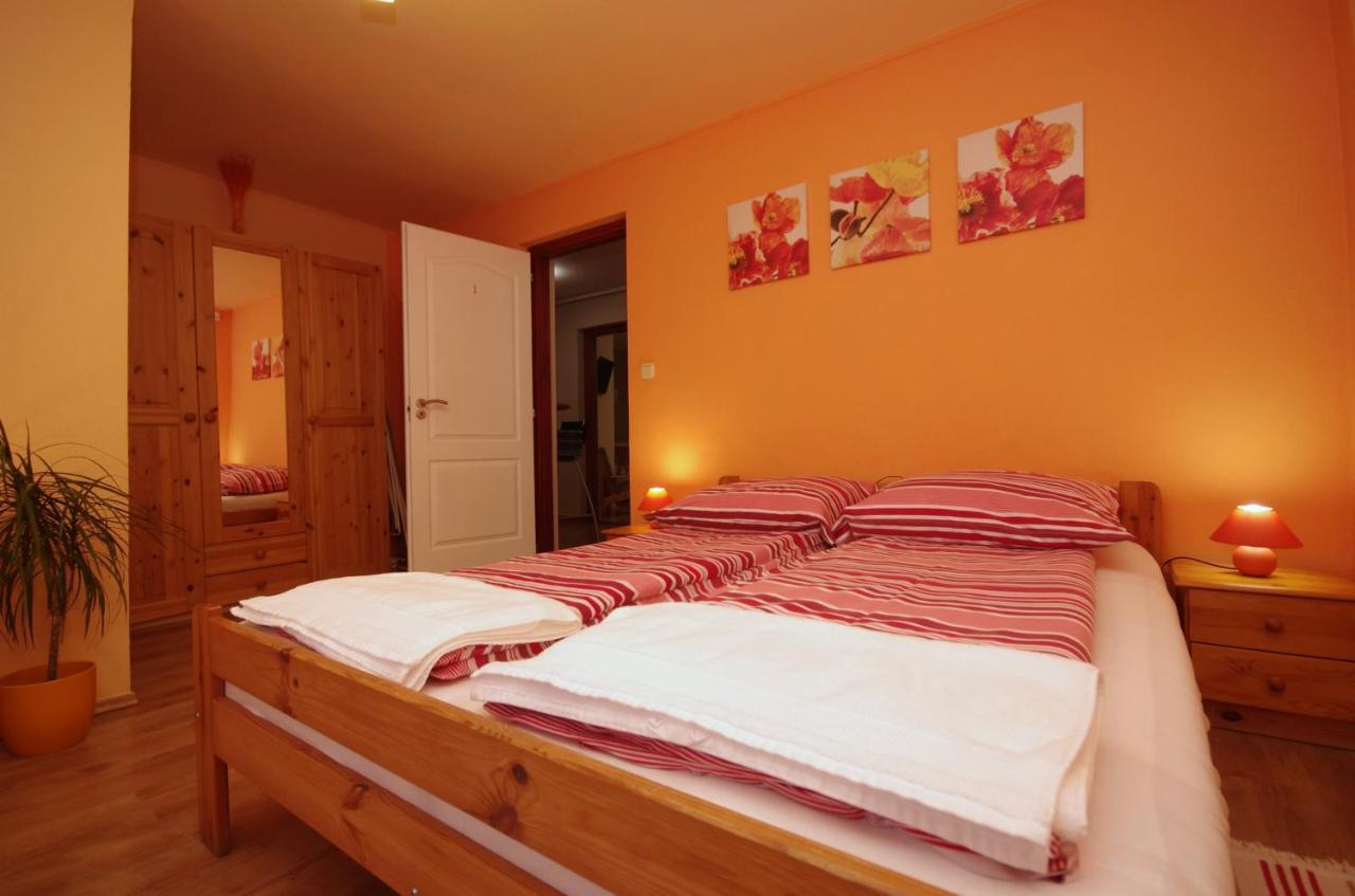 Bodza Apartman Gyula Extérieur photo