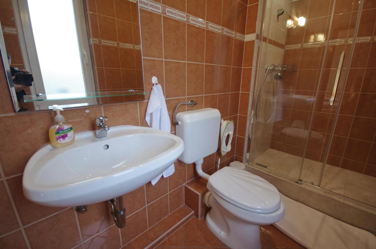 Bodza Apartman Gyula Extérieur photo